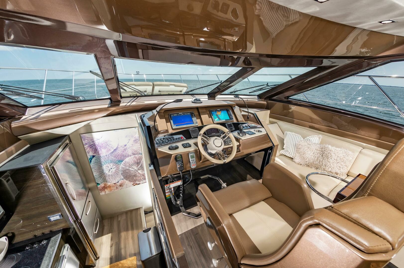 2013 Marquis 63 Sport Yacht