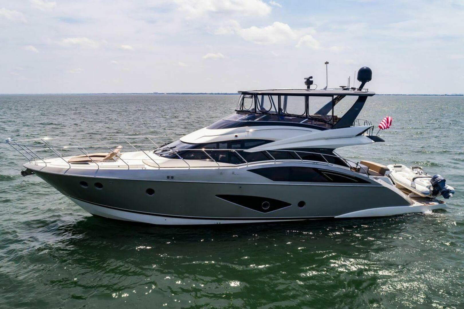 2013 Marquis 63 Sport Yacht