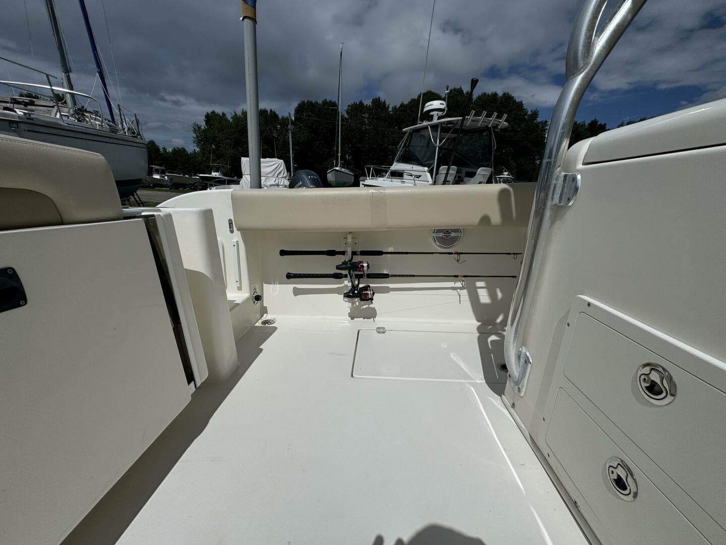 2013 Cobia 296 CC