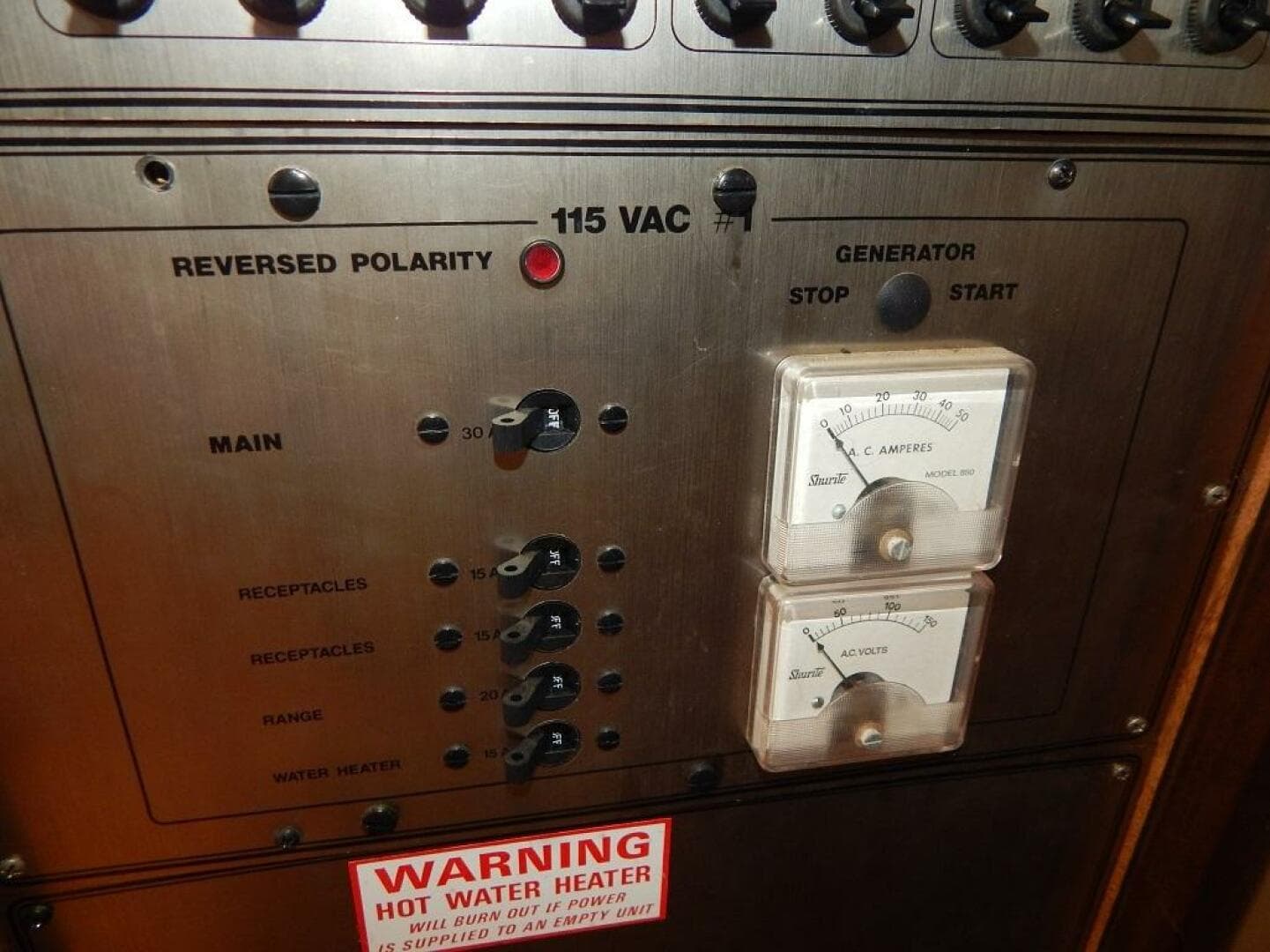 1983 Carver Mariner 2897