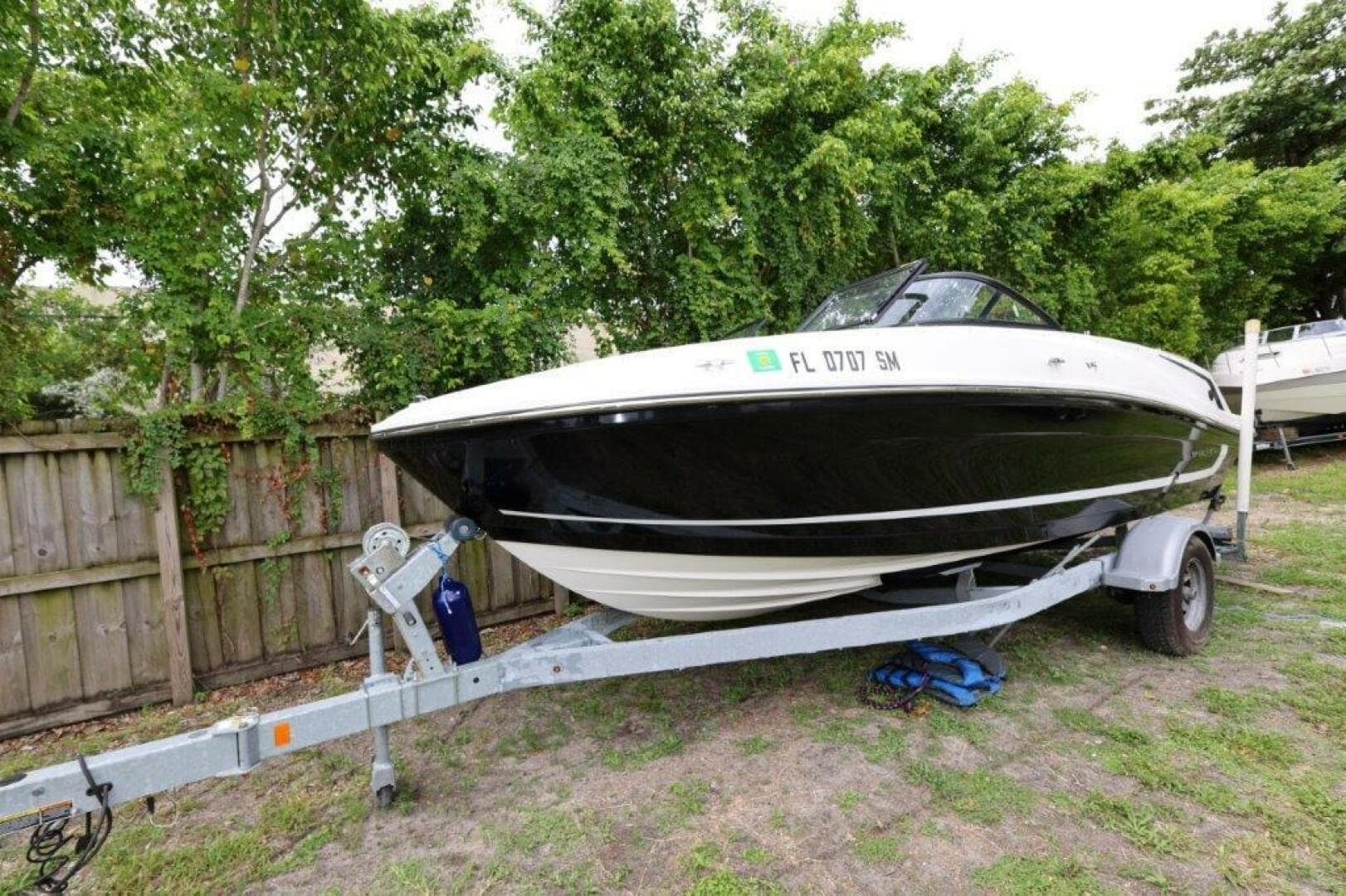 2019 Bayliner VR5 Bowrider OB