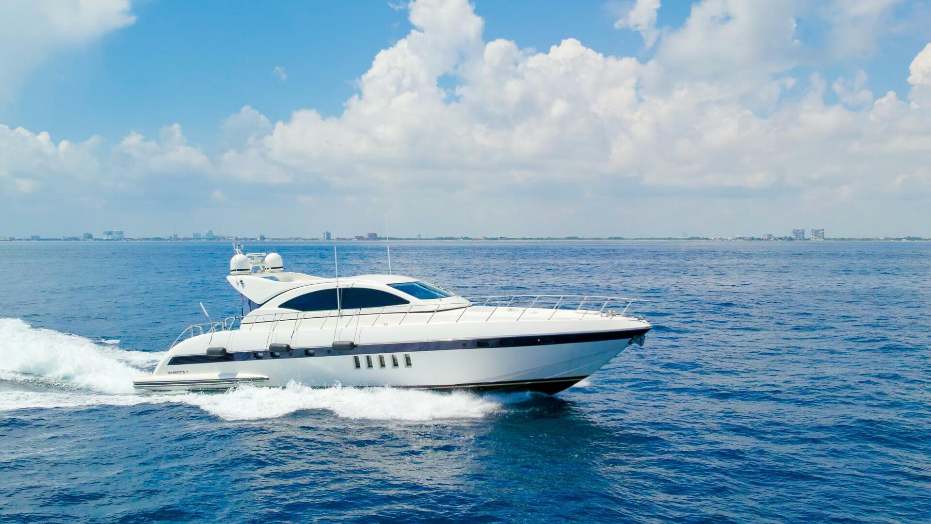 2001 Mangusta 72