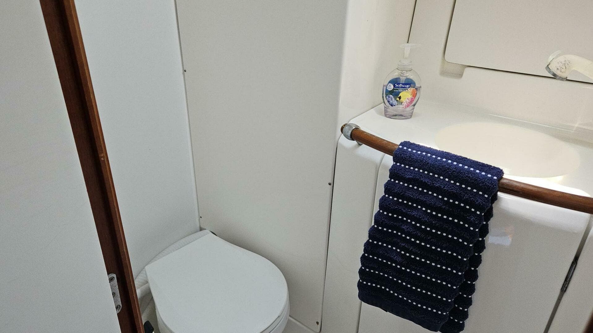 2002 Beneteau Limited Edition 411