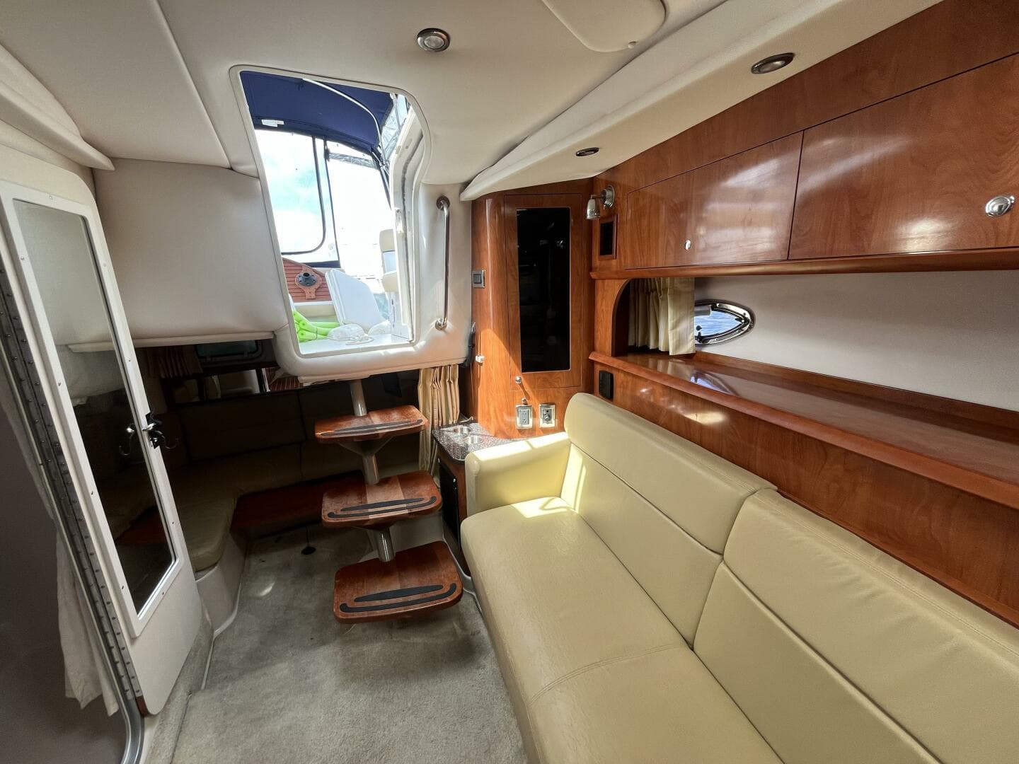 2008 Four Winns V338