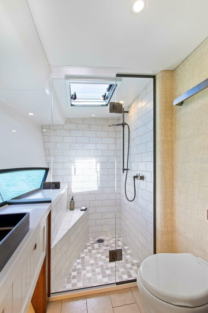 2021 Valder Yachts Power Cat