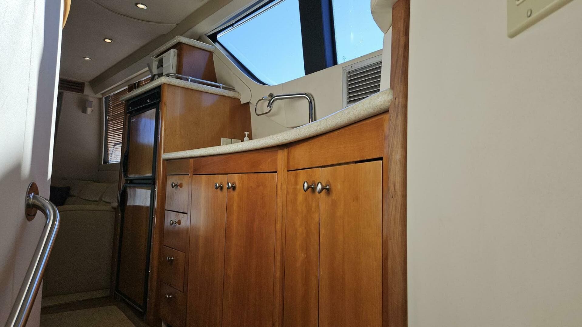 2000 Carver 450 Voyager