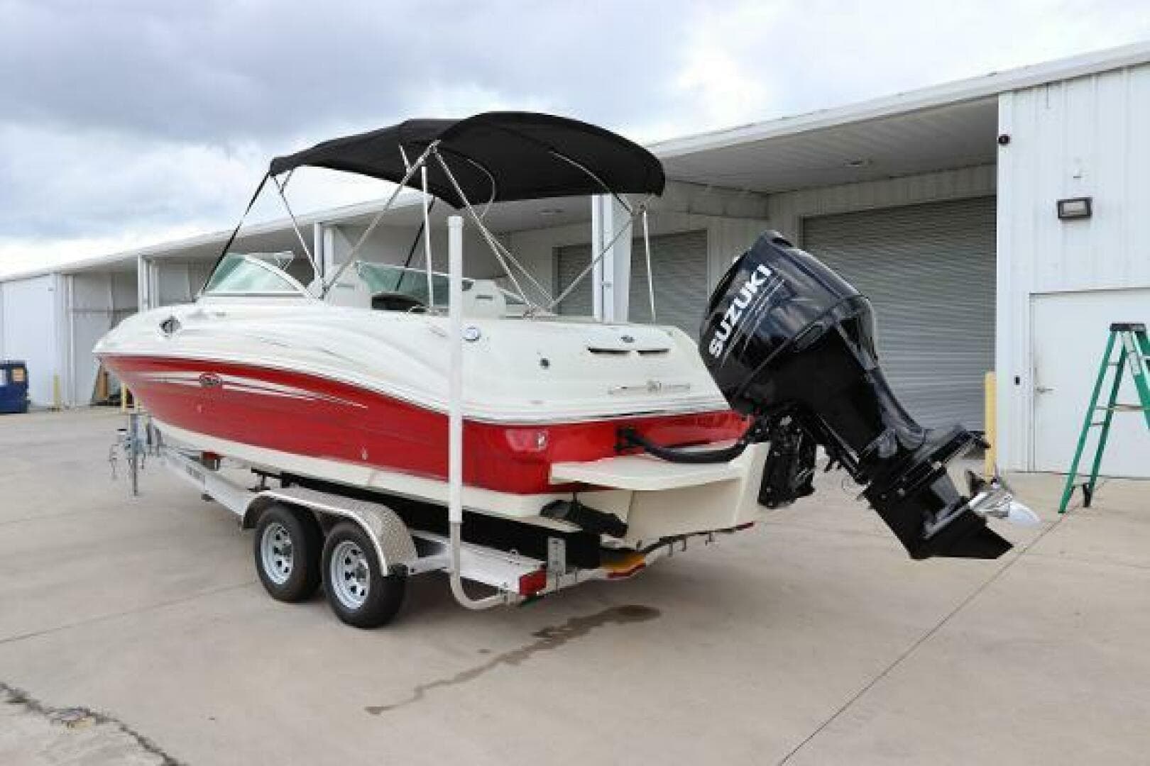 2007 Sea Ray 240 Sundeck