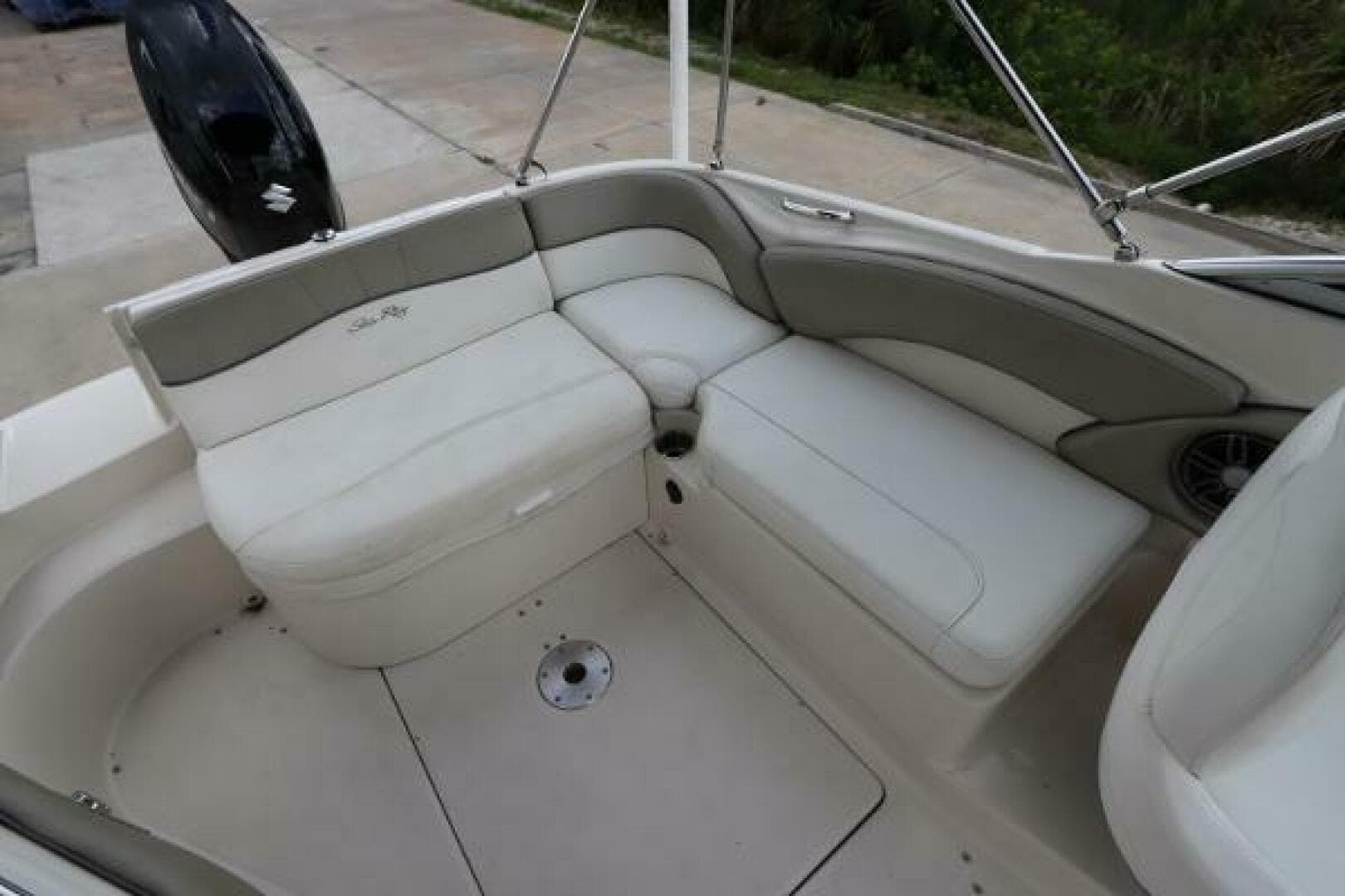 2007 Sea Ray 240 Sundeck