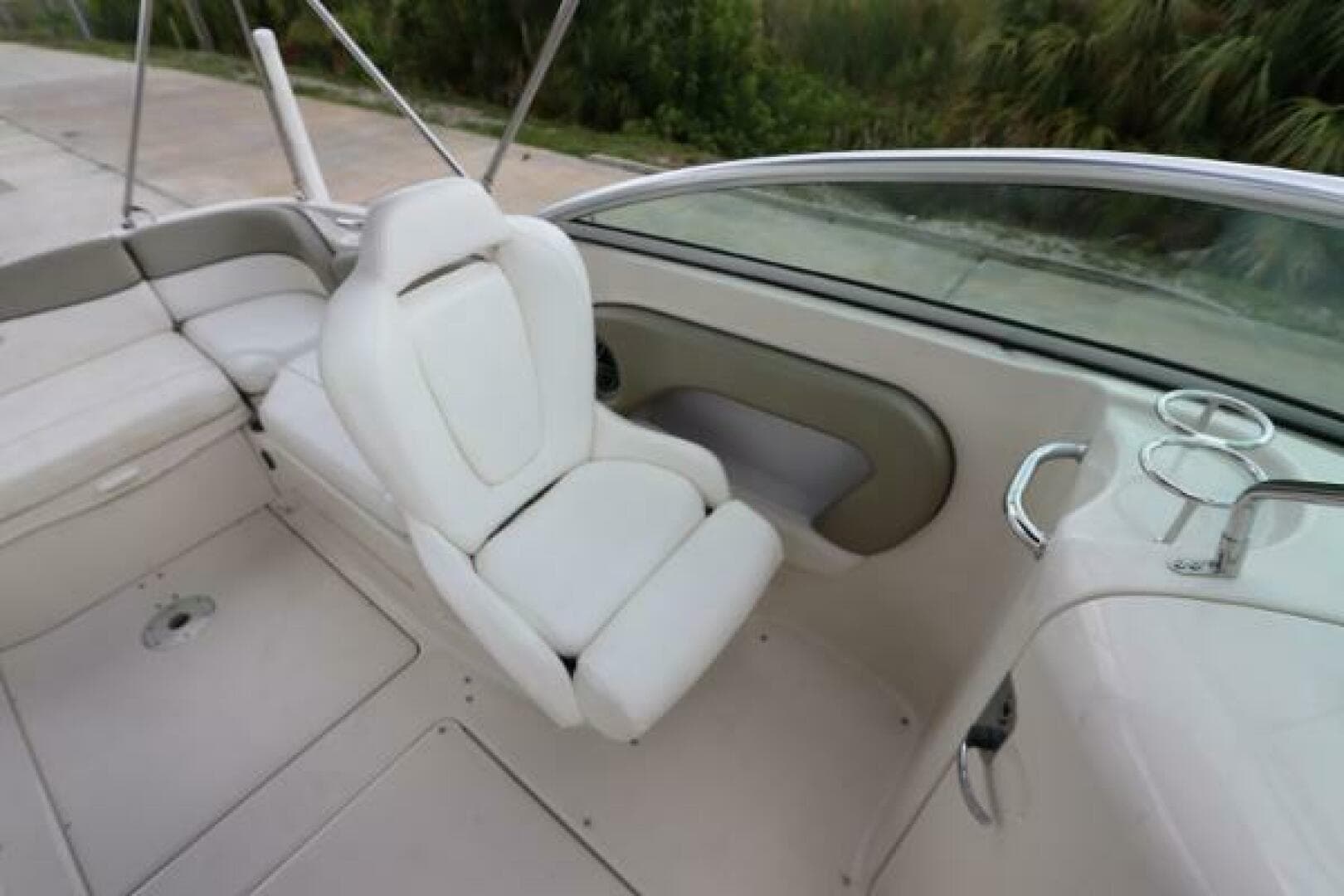2007 Sea Ray 240 Sundeck