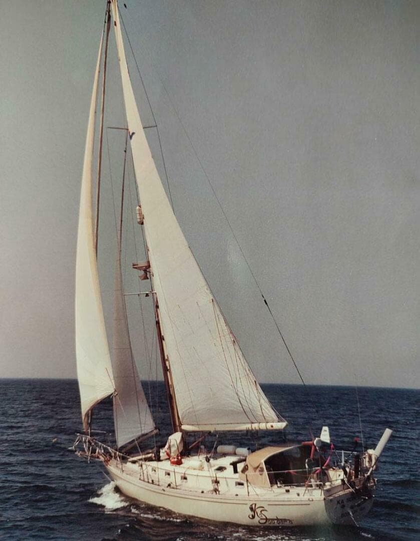 1988 Brewer STEEL HULL Kaiulani