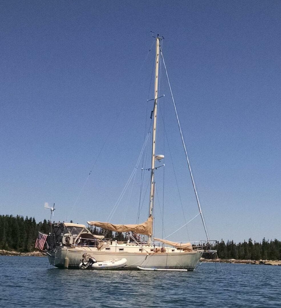 38' Liveaboard Sailboat