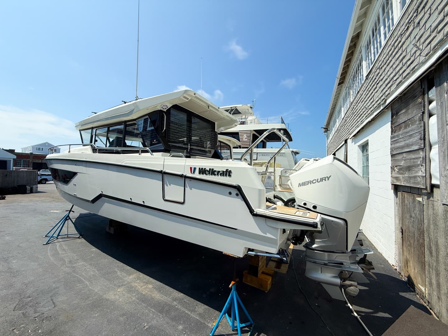2025 Wellcraft 38 Explorer