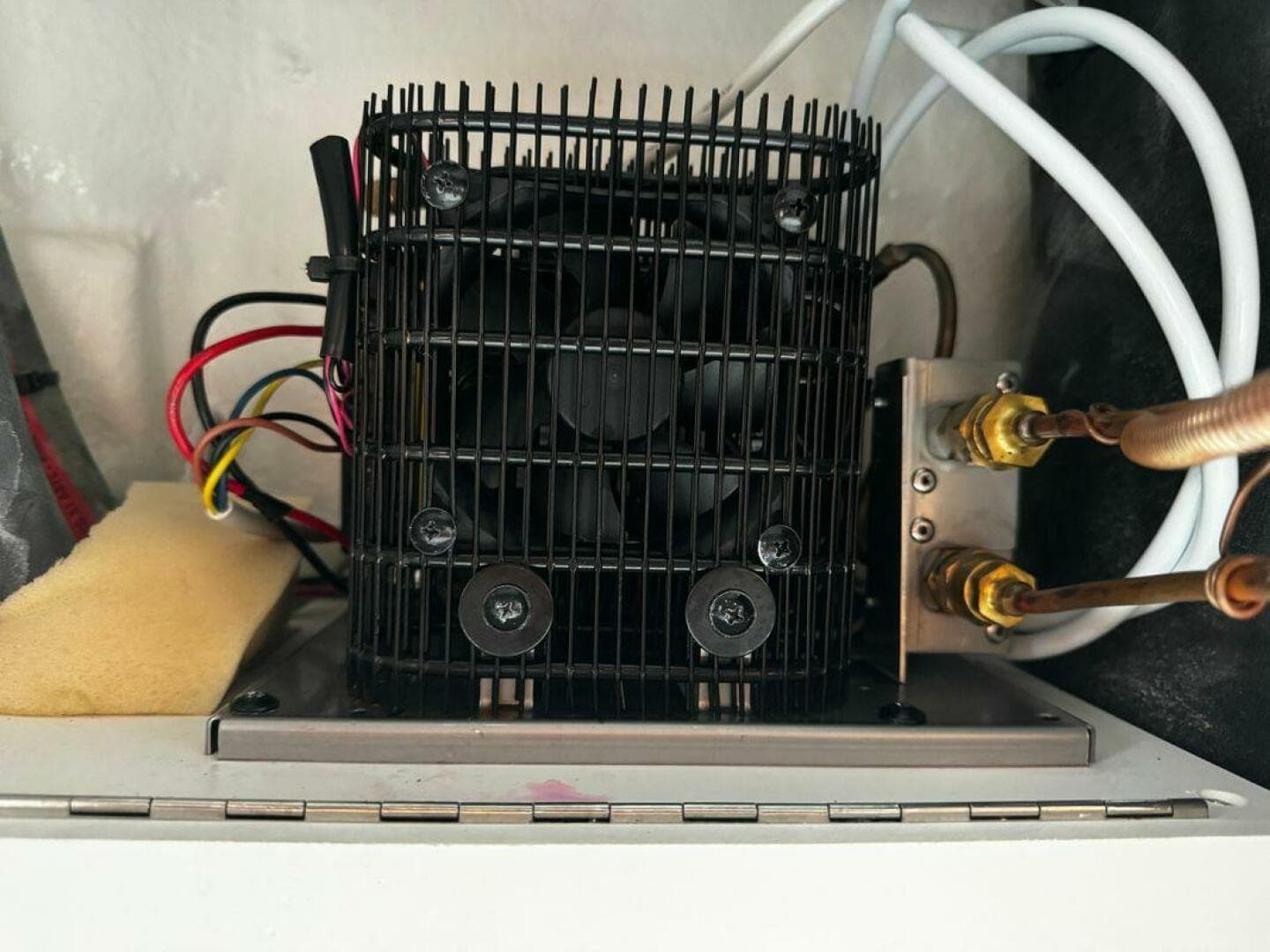 2019 Axopar 28 CABIN