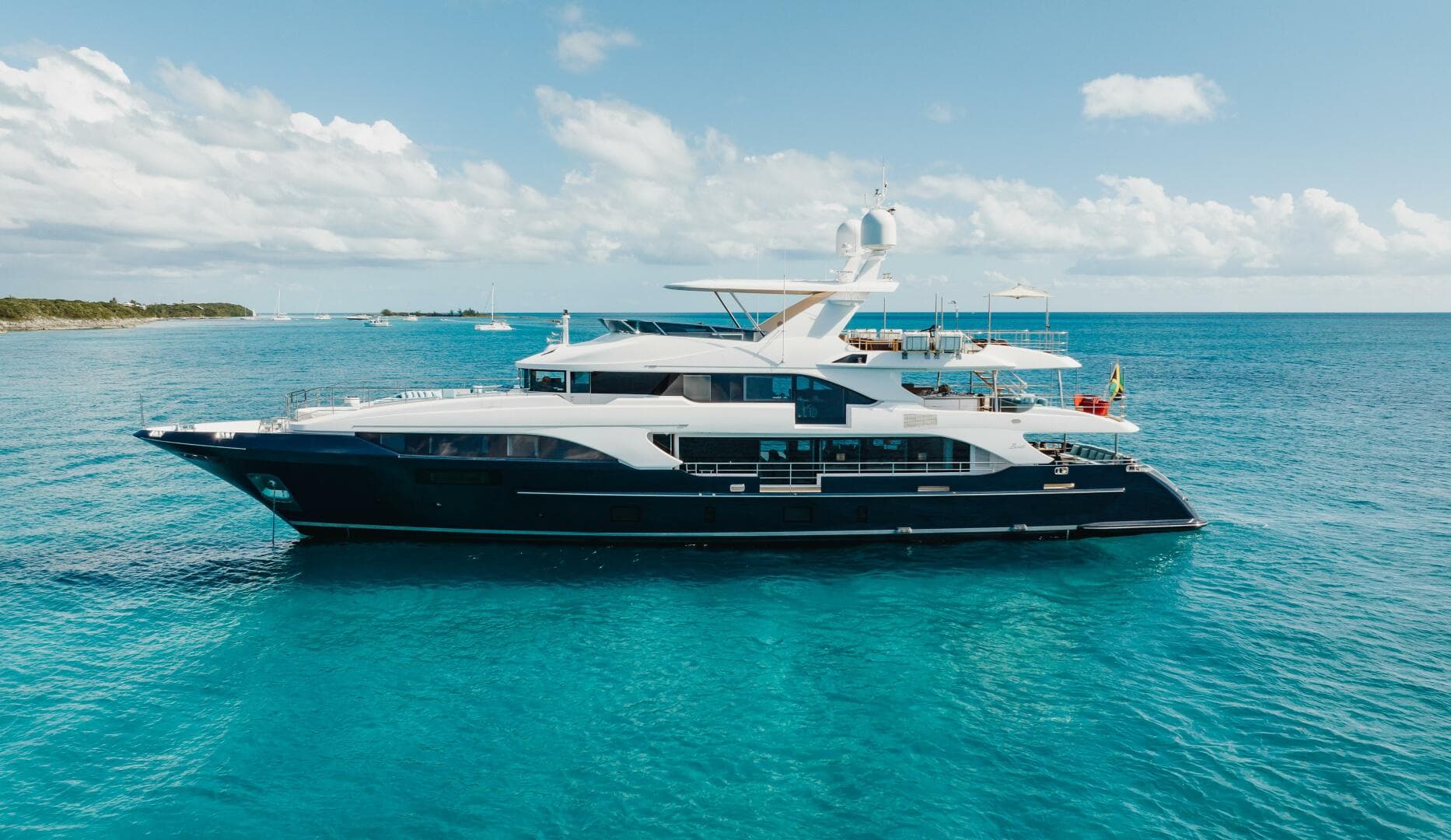 Benetti 132 - Cofina - Exterior Profile
