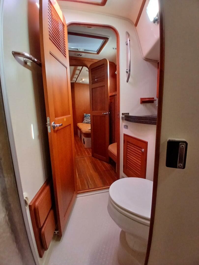 2006 Island Packet 440