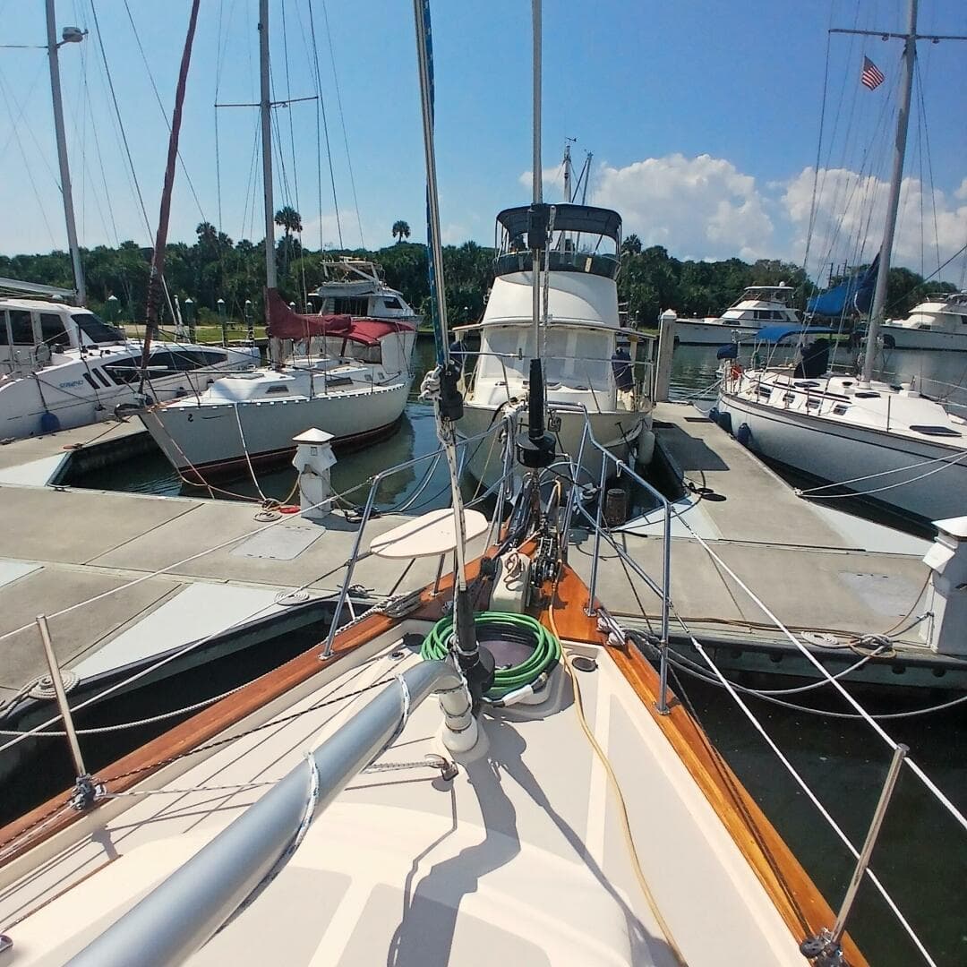 2006 Island Packet 440