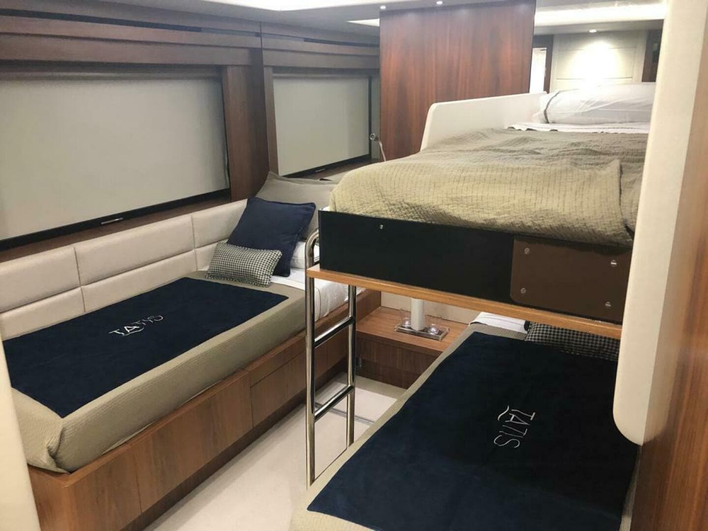 2019 Sunseeker 