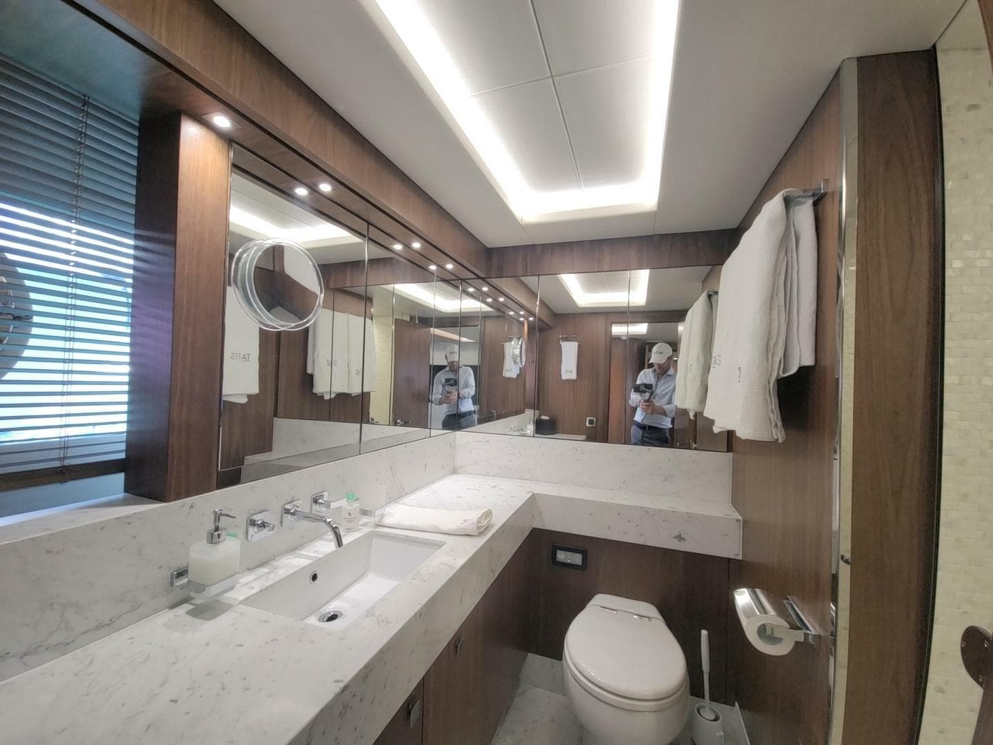 2019 Sunseeker 