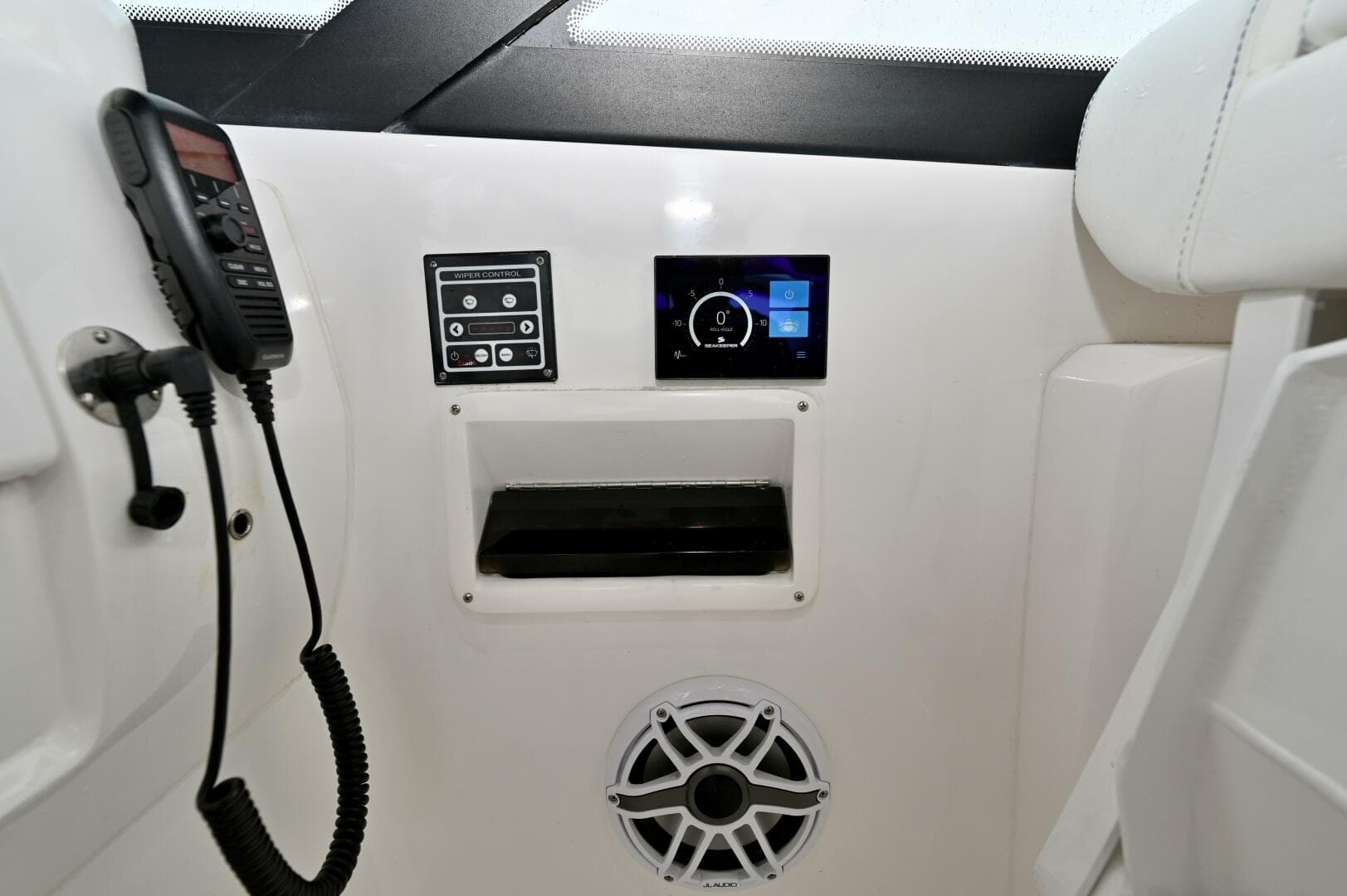 2021 Intrepid 438 Evolution