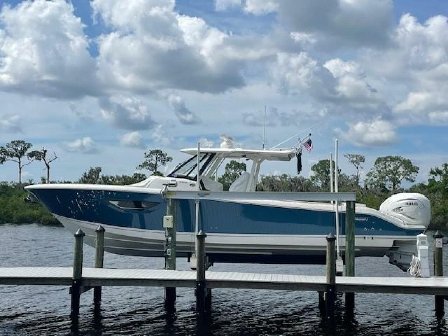 2023 Pursuit 378 Sport