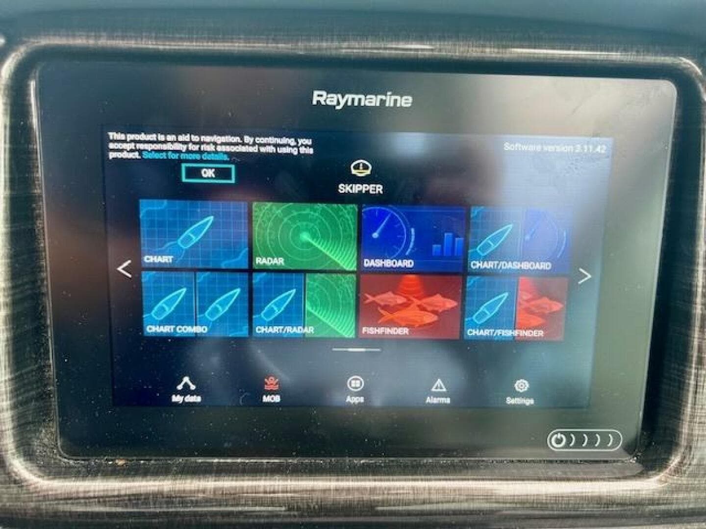 2019 Monterey 295 Sport Yacht