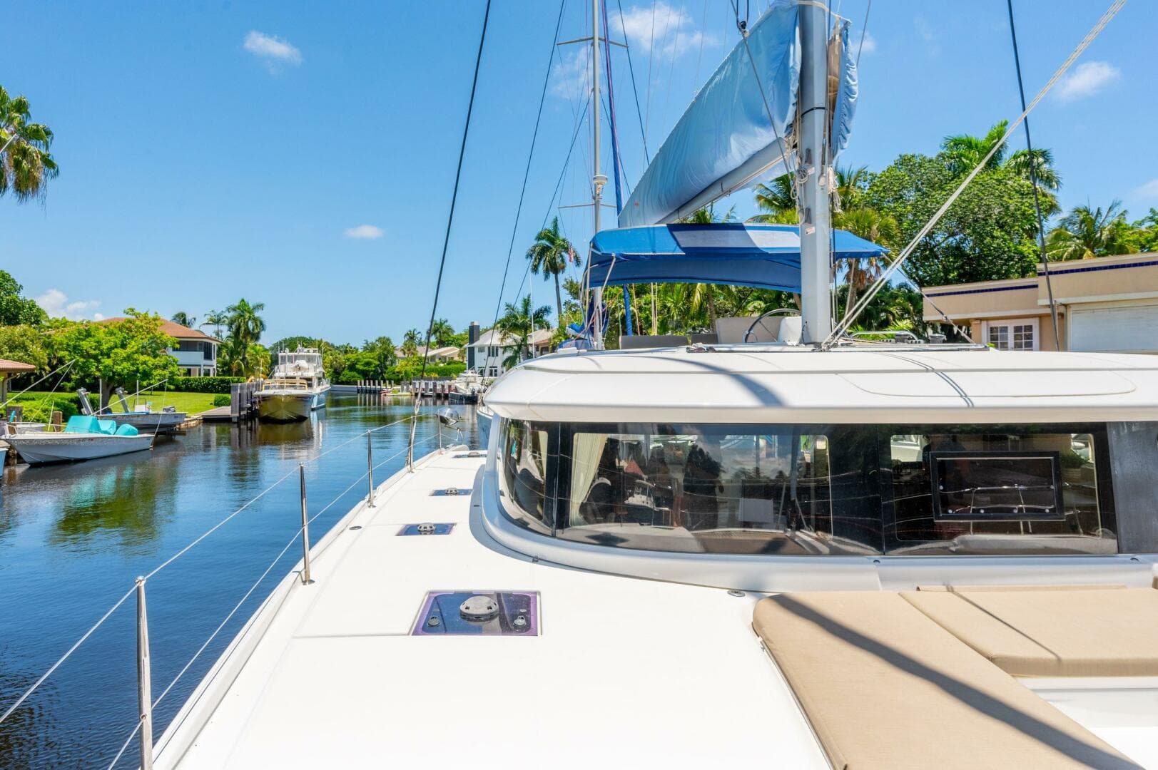 2021-lagoon-46-sail-9432408-20240729112837416-1_XLARGE.jpg