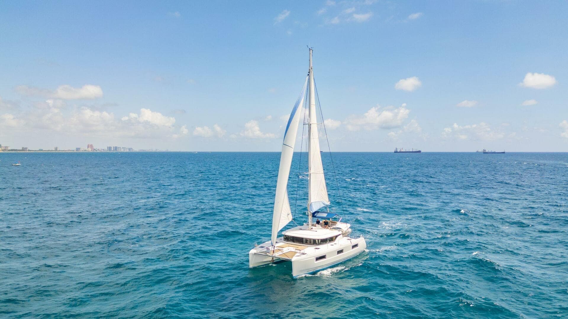 2021-lagoon-46-sail-9432408-20240729113135452-1_XLARGE.jpg
