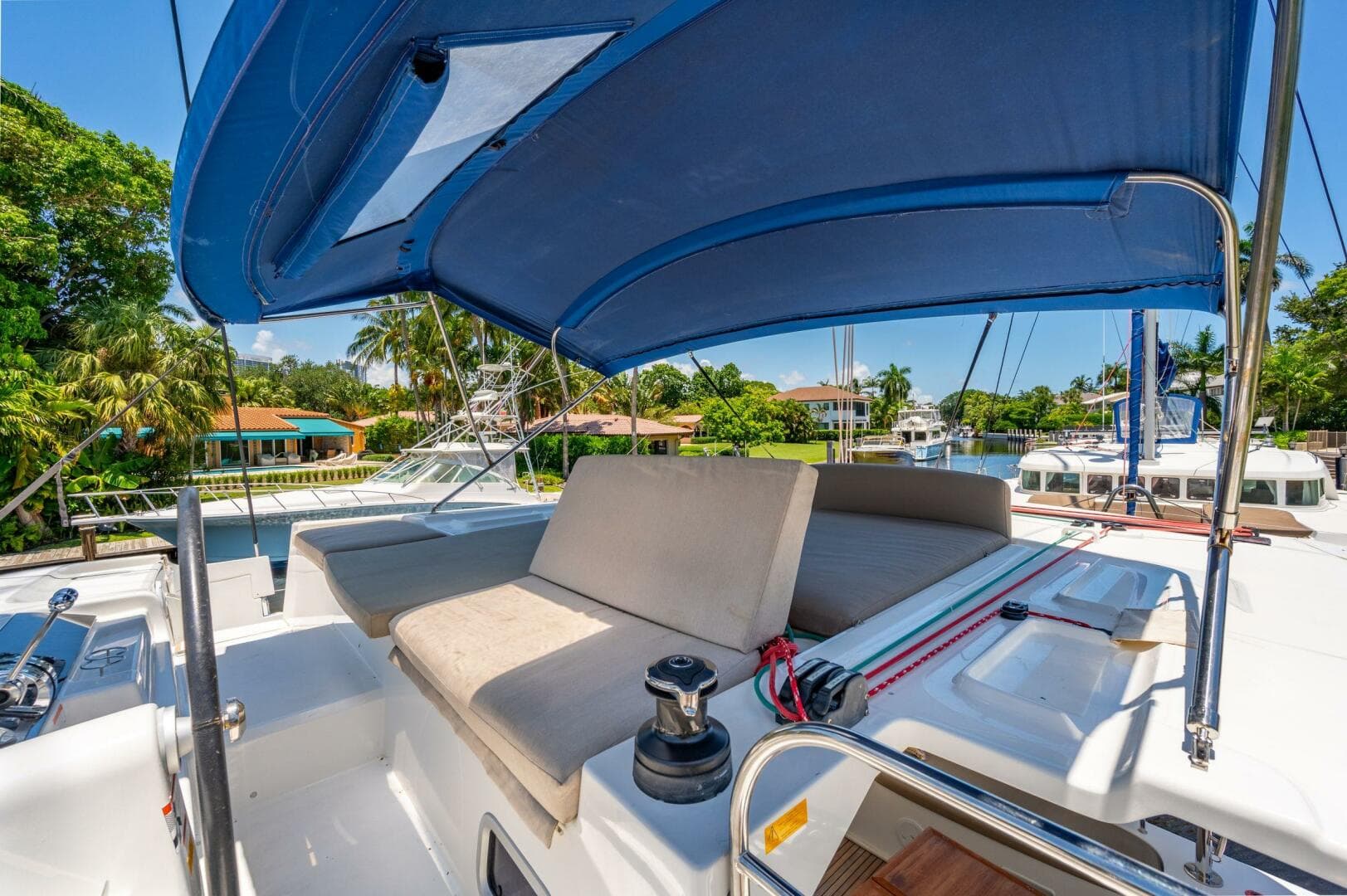 2021-lagoon-46-sail-9432408-20240729112915458-1_XLARGE.jpg