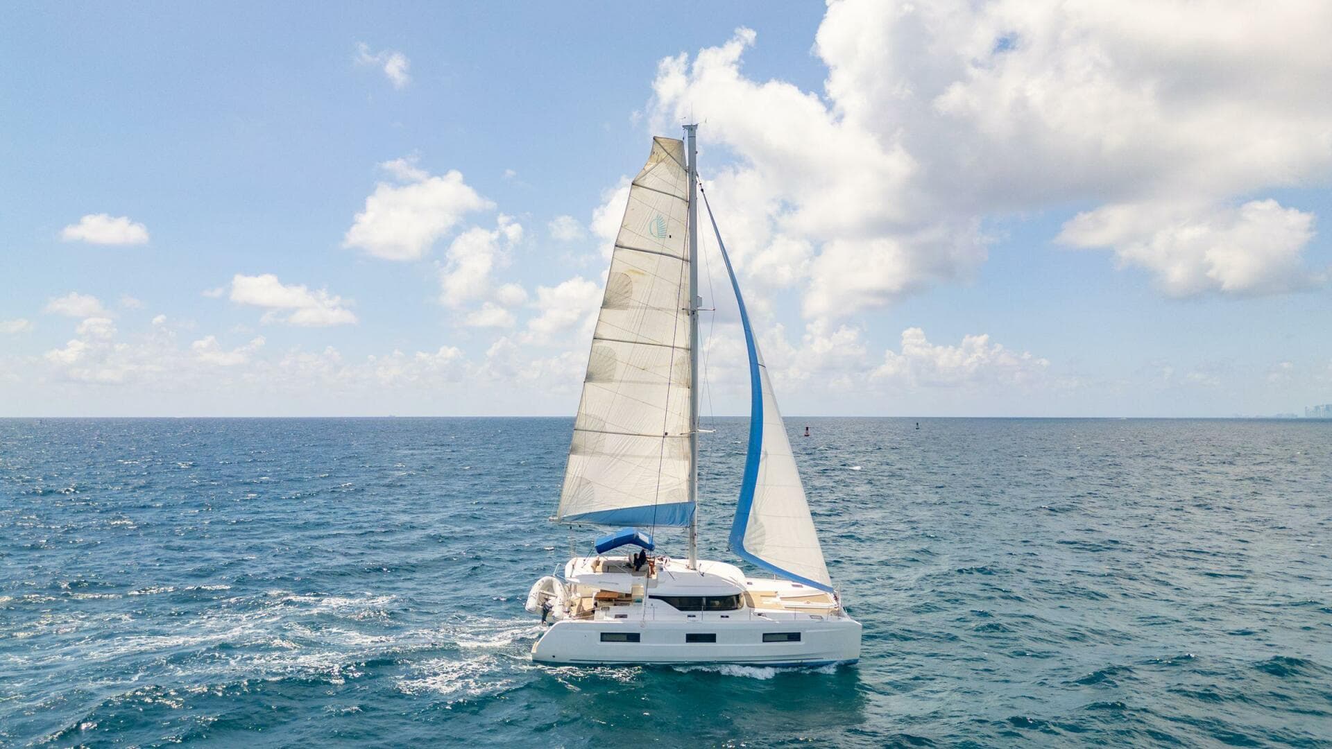 2021-lagoon-46-sail-9432408-20240729113132428-1_XLARGE.jpg