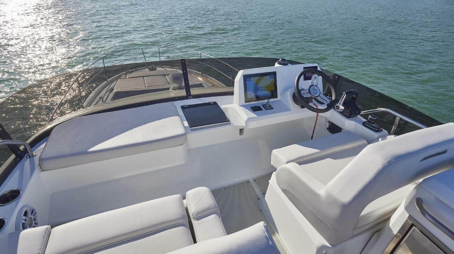 2026 Beneteau Antares 12