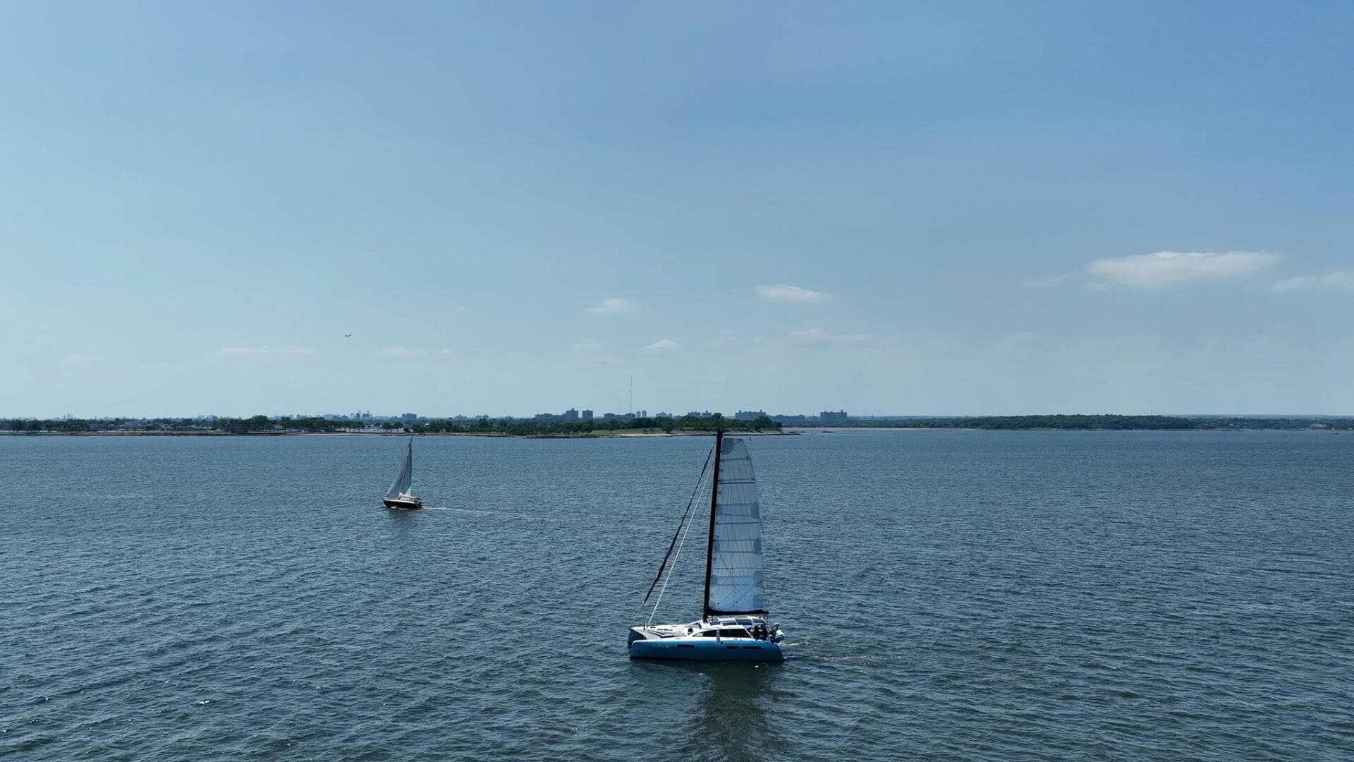 2022-custom-current-marine-46-sail-9431982-20240628080320007-1_XLARGE.jpg