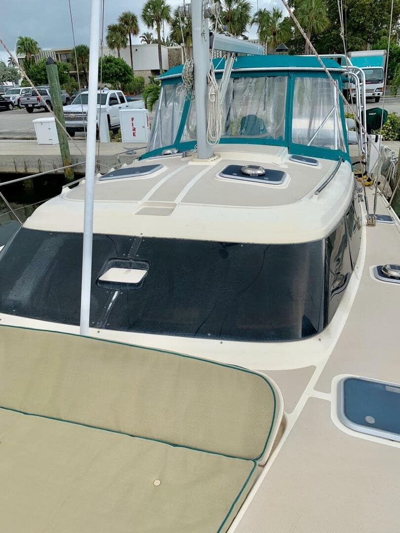 1997-island-packet-packet-cat-sail-9423876-20240613055622980-1_XLARGE.jpg