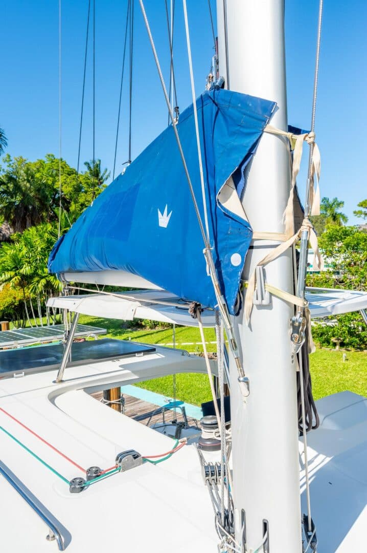 2017-lagoon-42-sail-9266525-20240729134727807-1_XLARGE.jpg