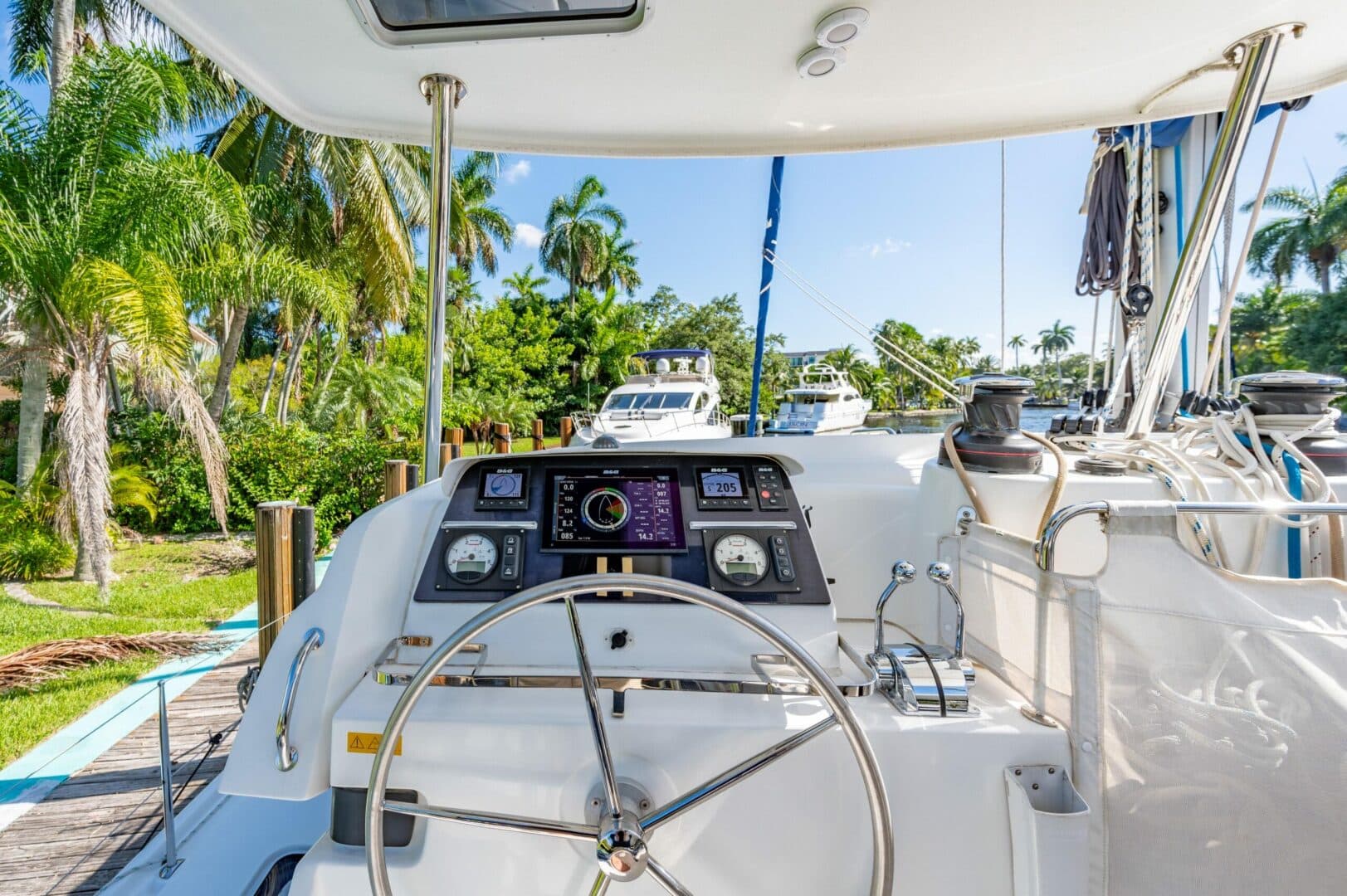 2017-lagoon-42-sail-9266525-20240729134511813-1_XLARGE.jpg