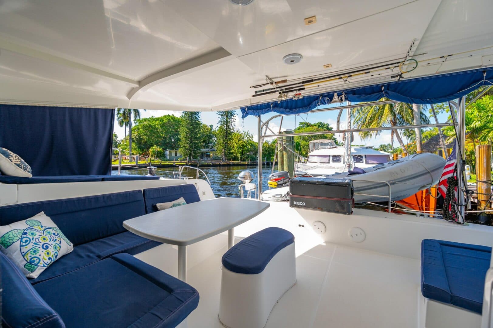 2017-lagoon-42-sail-9266525-20240729134440426-1_XLARGE.jpg