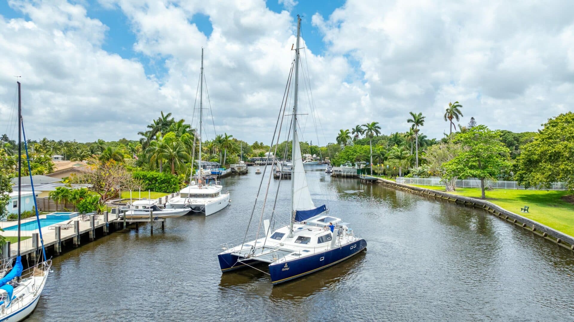 2004-switch-51-sail-9283504-20240509054252989-1_XLARGE.jpg