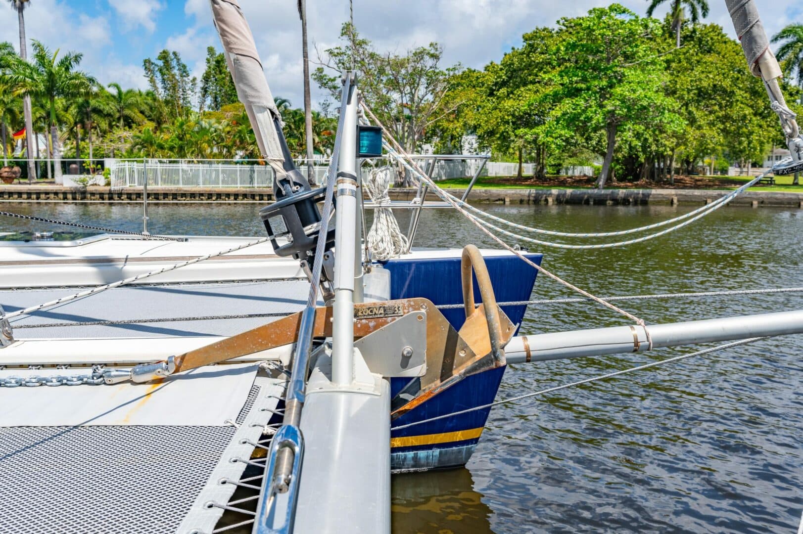 2004-switch-51-sail-9283504-20240509055510348-1_XLARGE.jpg