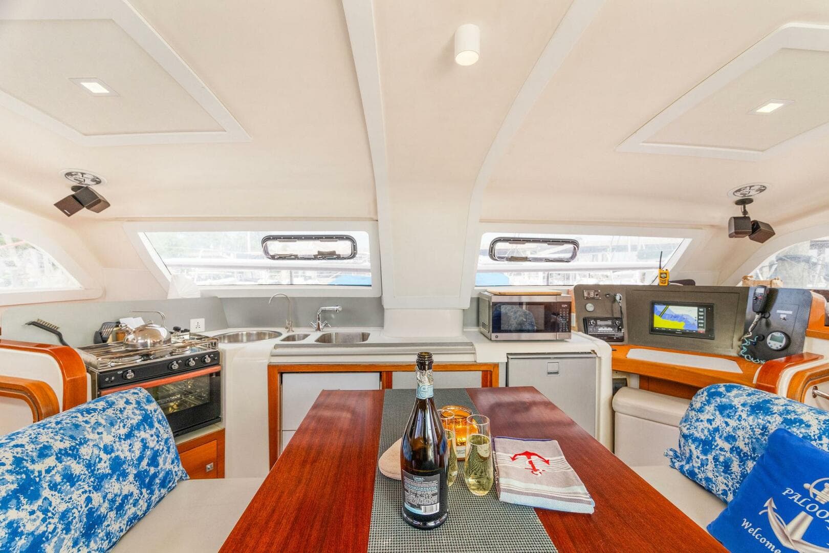 2009-catana-42-owners-version-sail-9421493-20240613121208600-1_XLARGE.jpg