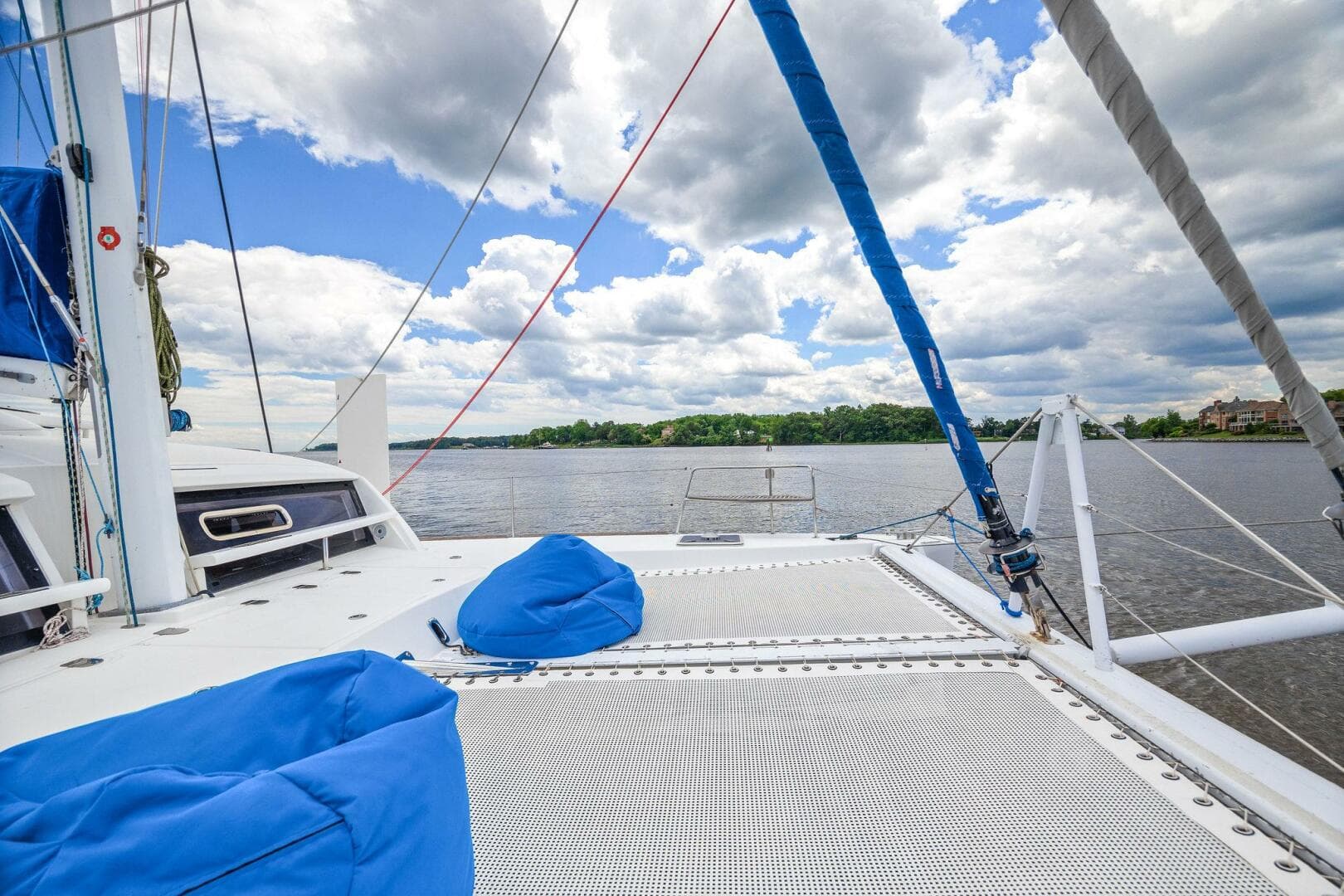 2009-catana-42-owners-version-sail-9421493-20240613120855572-1_XLARGE.jpg