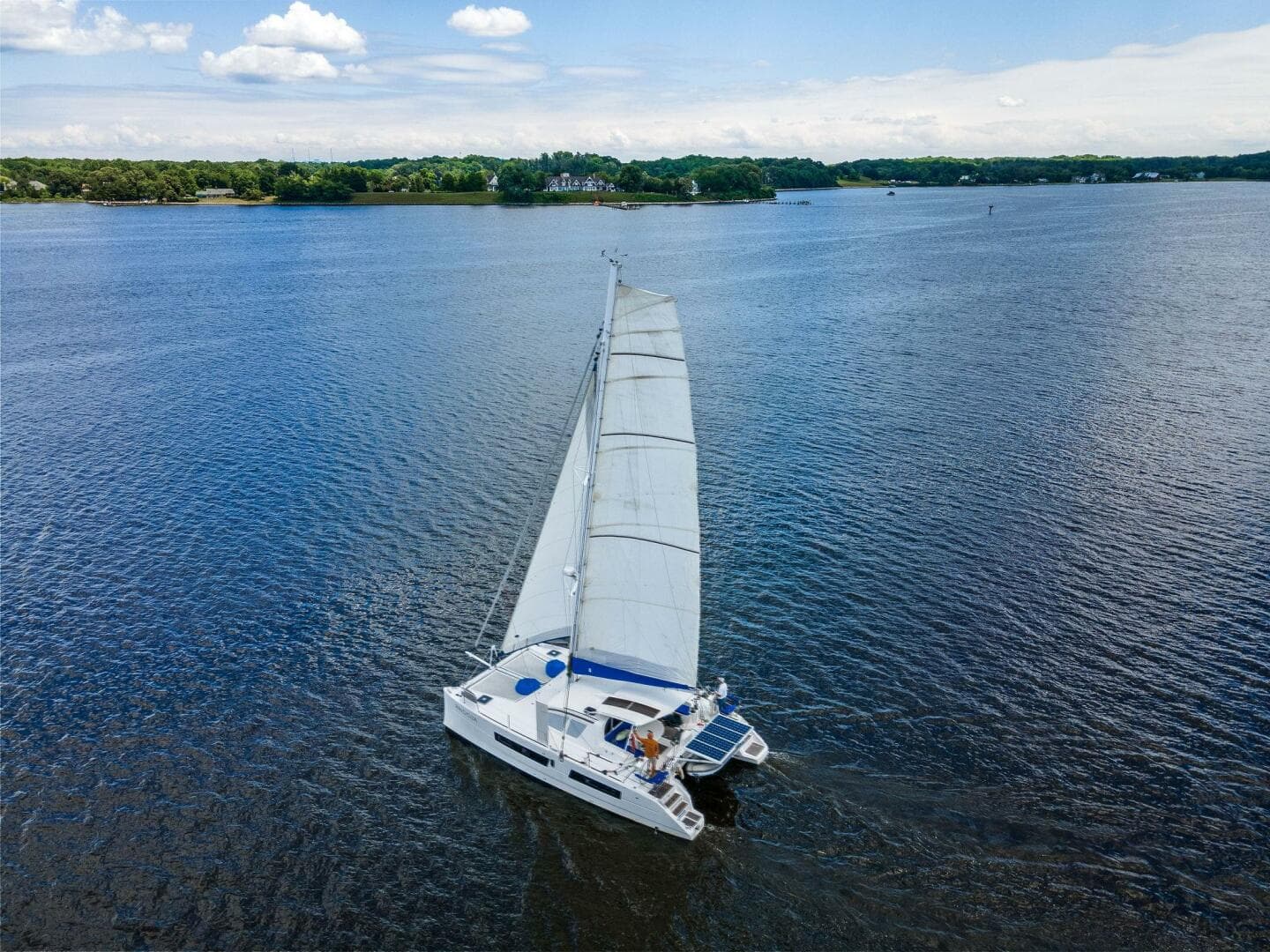 2009-catana-42-owners-version-sail-9421493-20240613120554354-1_XLARGE.jpg