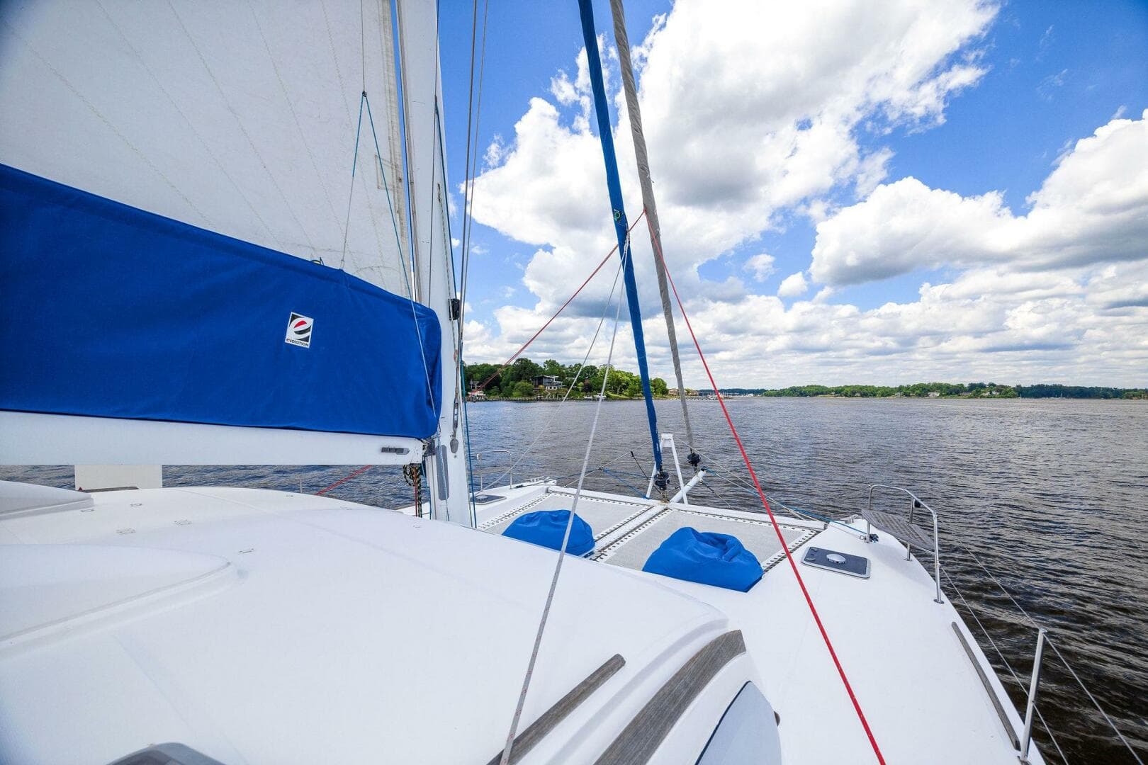2009-catana-42-owners-version-sail-9421493-20240613120834505-1_XLARGE.jpg