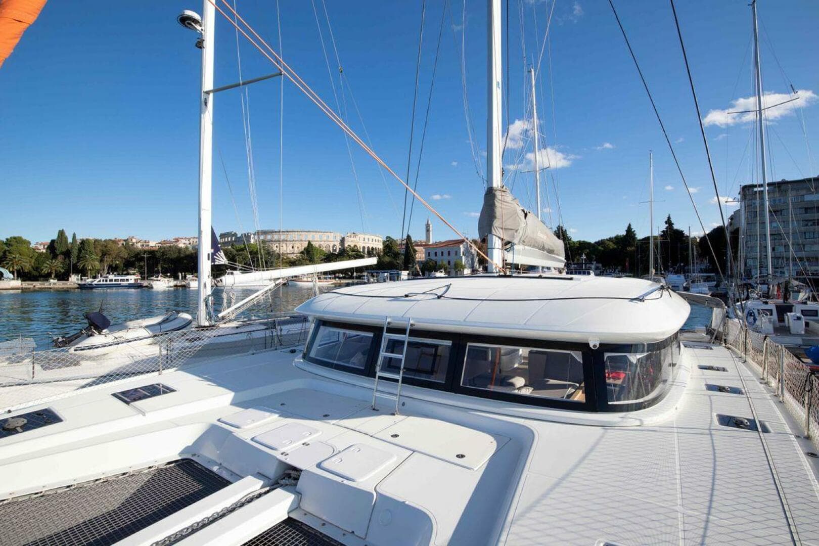 2020-excess-15-sail-9495085-20240805130706706-1_XLARGE.jpg