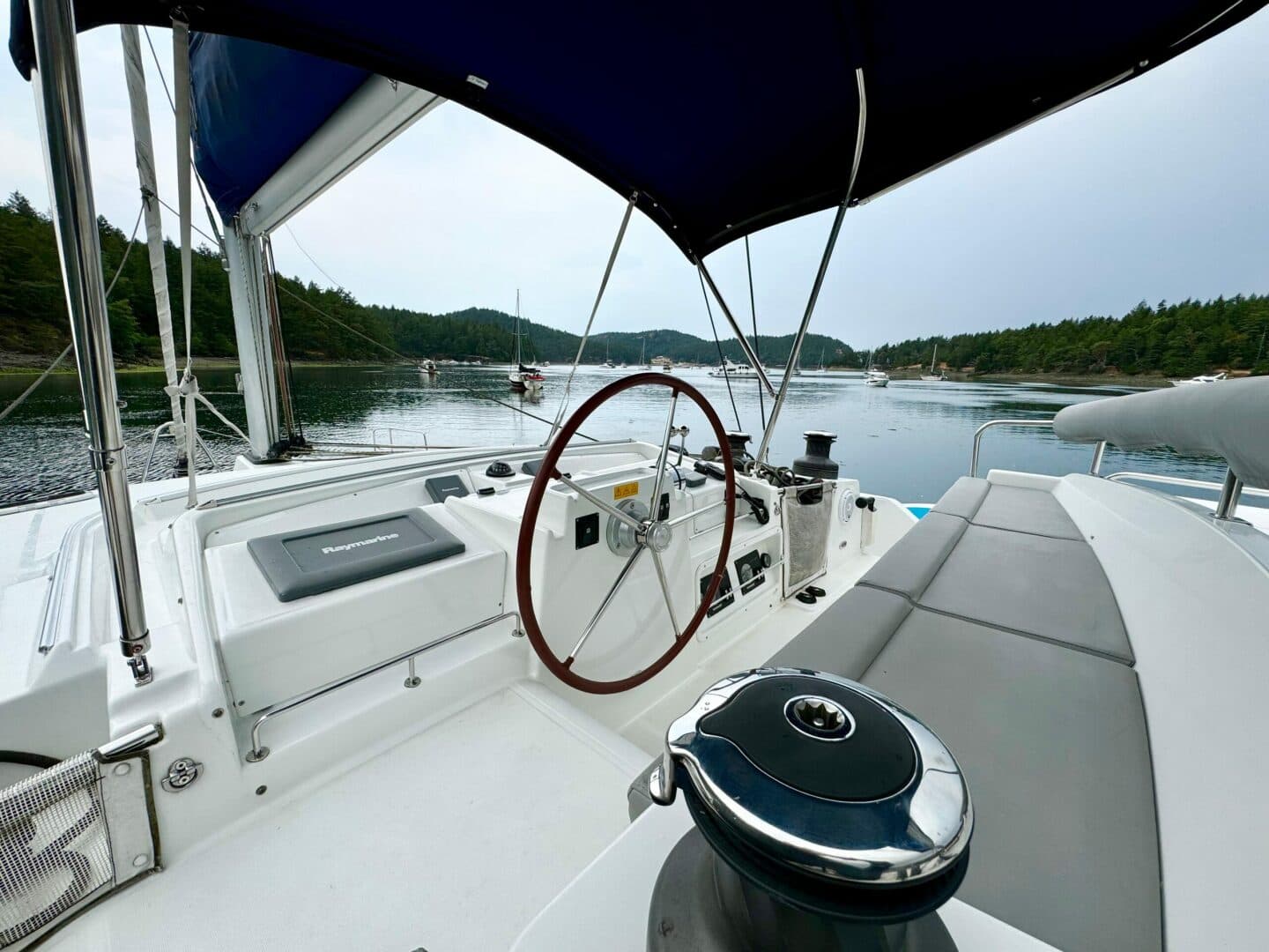 2010-lagoon-440-sail-9479856-20240723110748065-1_XLARGE.jpg