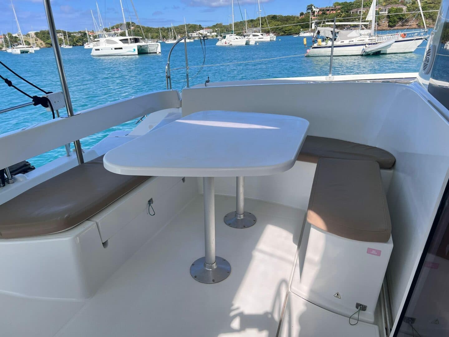 2011-fountaine-pajot-lipari-41-sail-9484664-20240727081355796-1_XLARGE.jpg