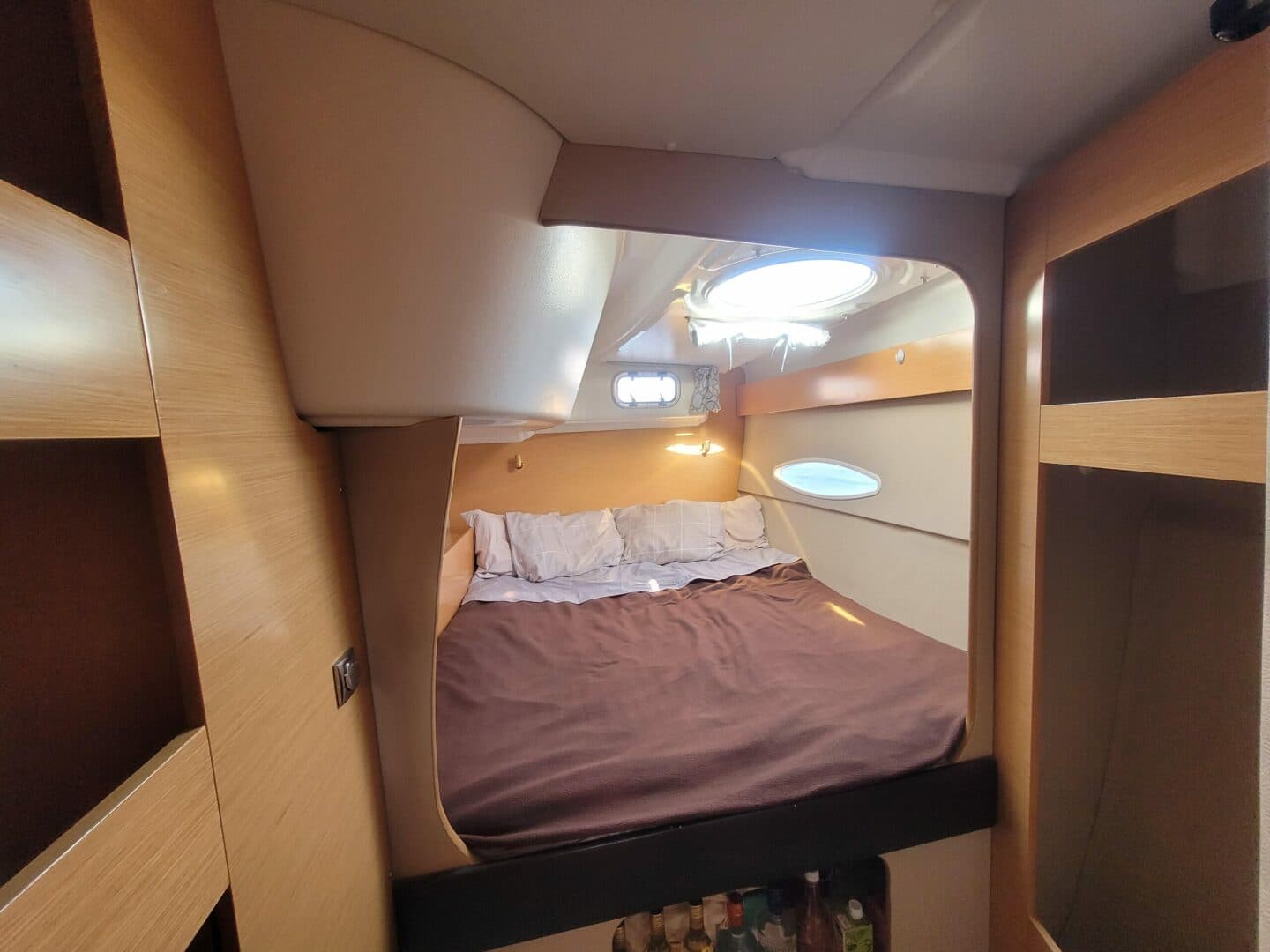 2011-fountaine-pajot-lipari-41-sail-9484664-20240727094837571-1_XLARGE.jpg