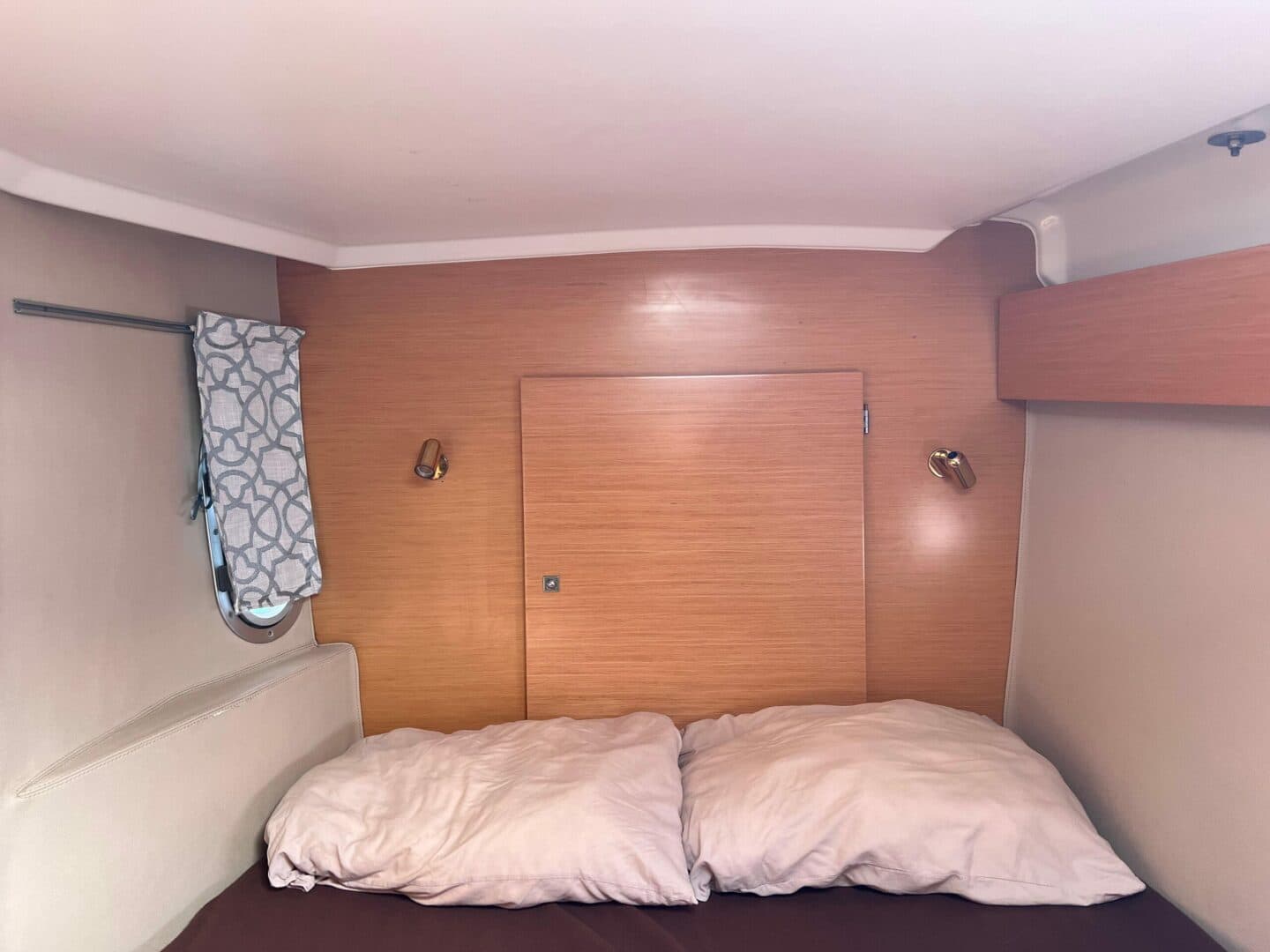 2011-fountaine-pajot-lipari-41-sail-9484664-20240727095758255-1_XLARGE.jpg
