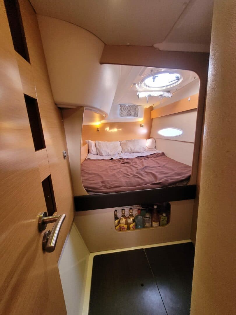 2011-fountaine-pajot-lipari-41-sail-9484664-20240727094856905-1_XLARGE.jpg