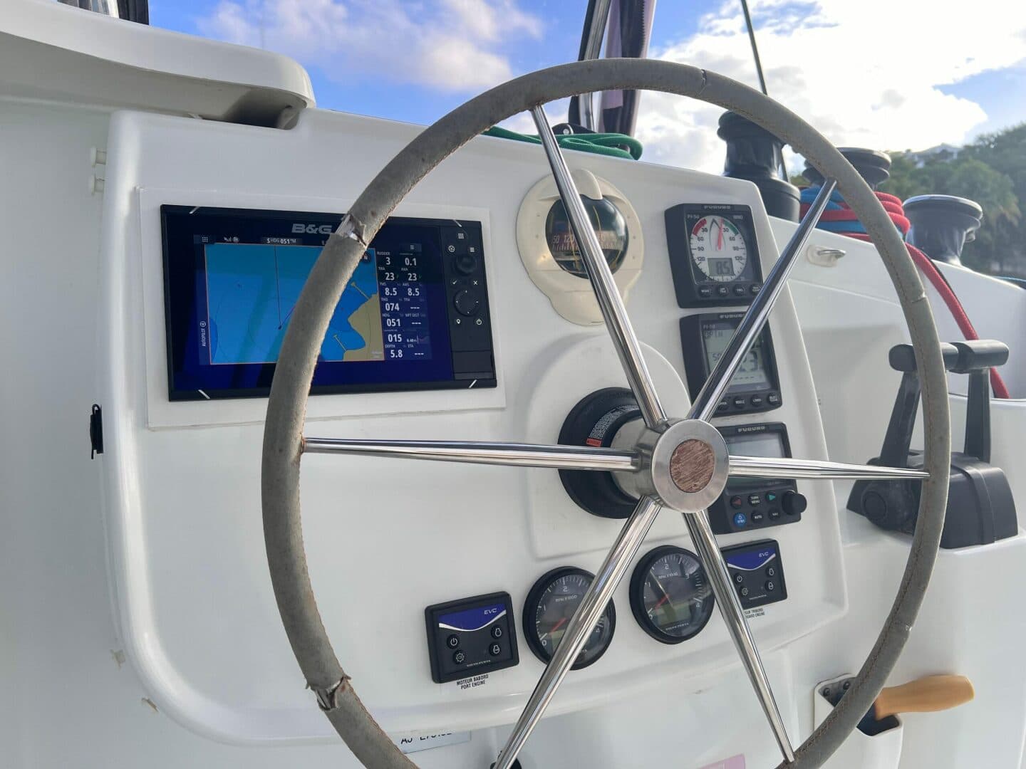 2011-fountaine-pajot-lipari-41-sail-9484664-20240727082137523-1_XLARGE.jpg