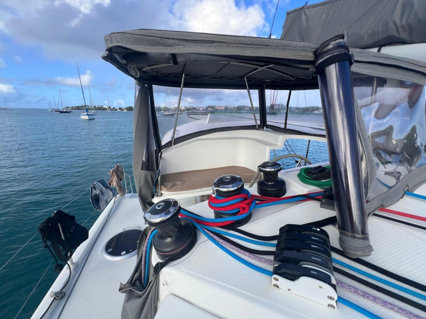 2011-fountaine-pajot-lipari-41-sail-9484664-20240727082150255-1_XLARGE.jpg