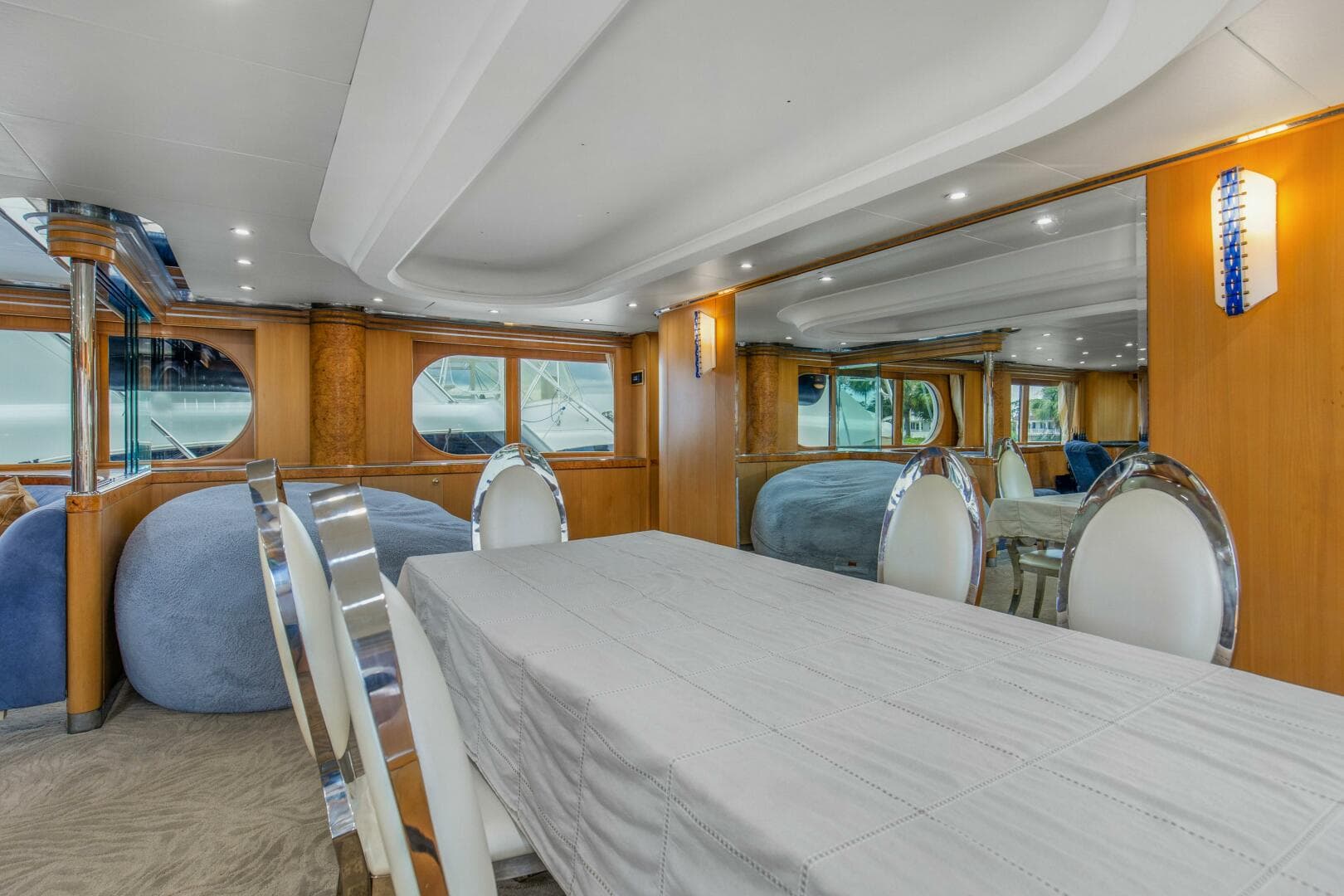 1989 116' Feadship Boss Dining Room 